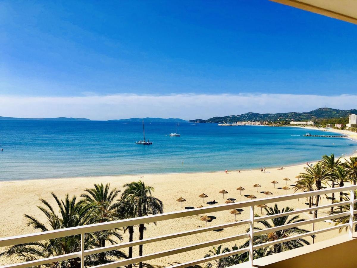 T3 Front De Mer Dernier Etage Vue Mer Petit Havre De Paix Pour Vos Vacances Emplacement Unique Vue Mer Panoramique A 180 Degres Pour Ce T3 En Face De La Plage Front De Mer Vue Sur Les Iles 5 Et Dernier Etage Avec Ascenseur Le Lavandou Eksteriør bilde